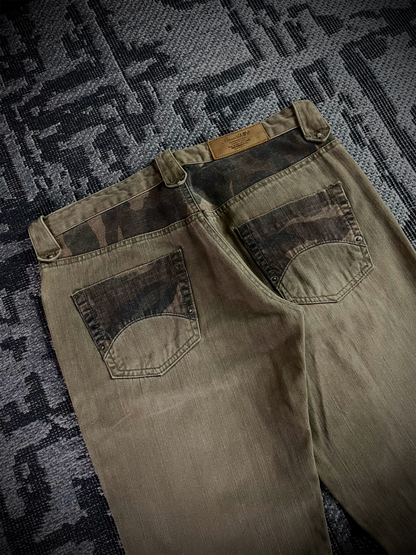 Breath Mint Camo Bootcut Flared Pants