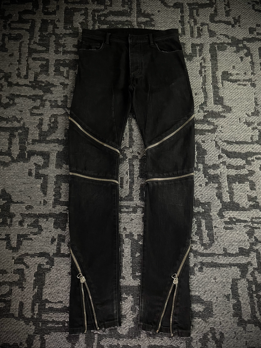 Nicolas Andreas Taralis FW2010 "Ready-to-Wear"