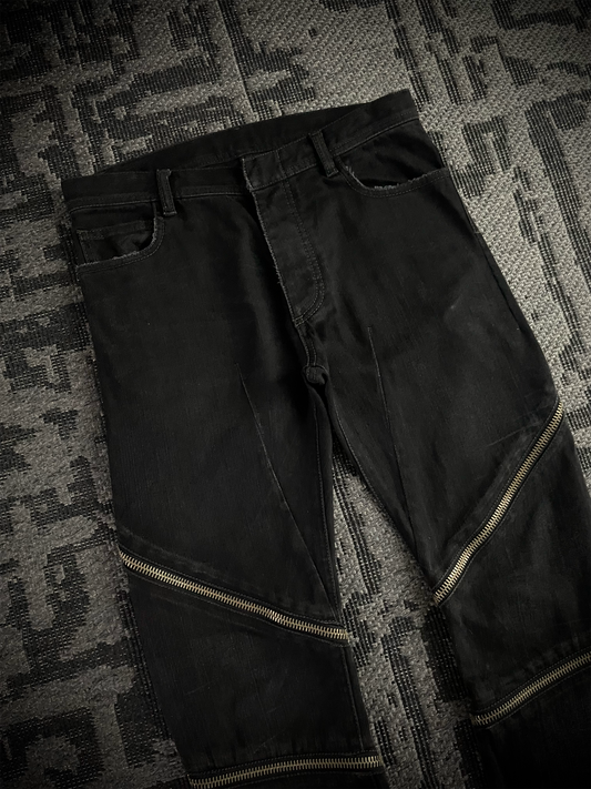 Nicolas Andreas Taralis FW2010 "Ready-to-Wear"