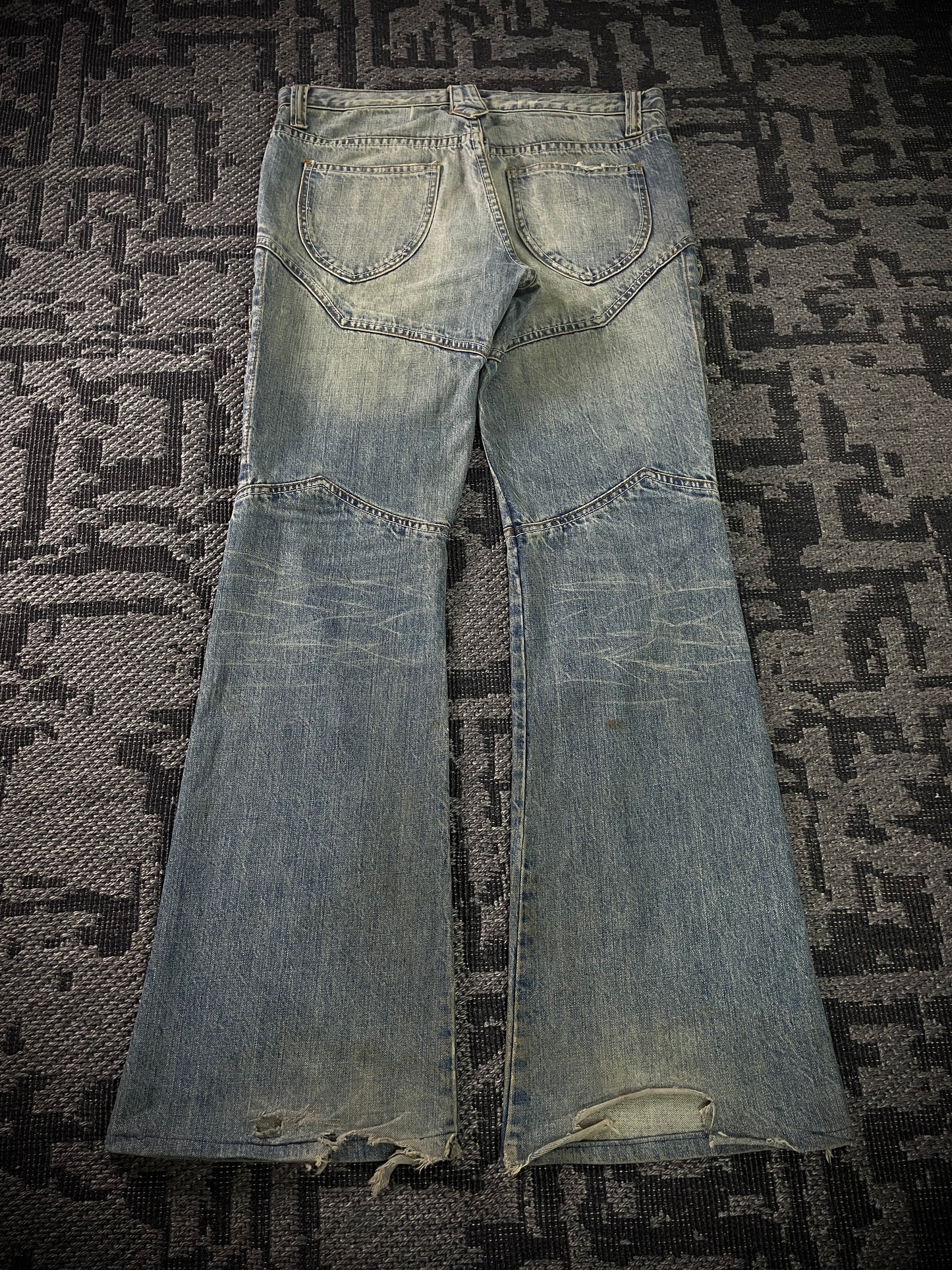 Semantic Design Thigh Lace-Up Flared Jeans