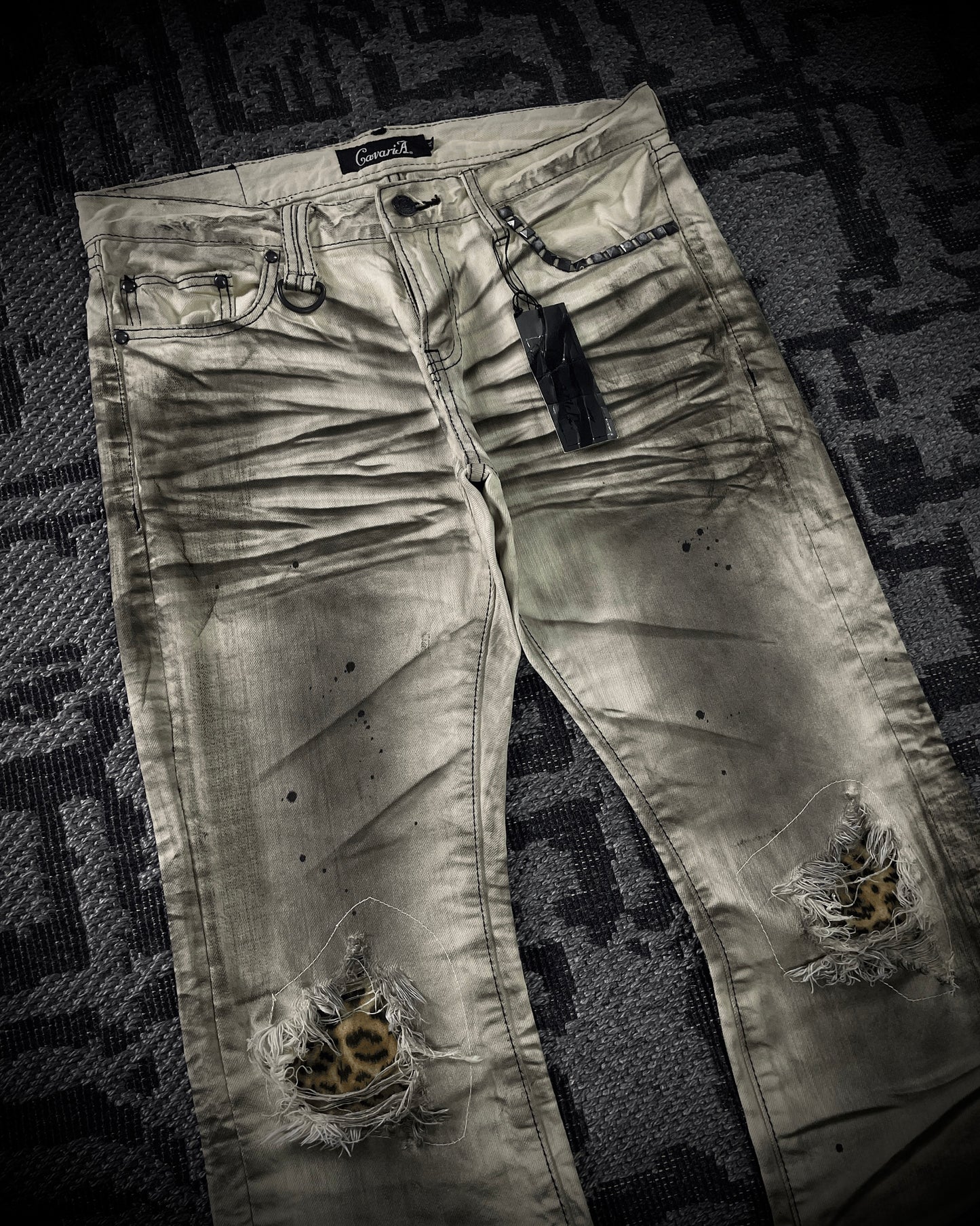 CavariA Leopard Claw Mask Flared Jeans