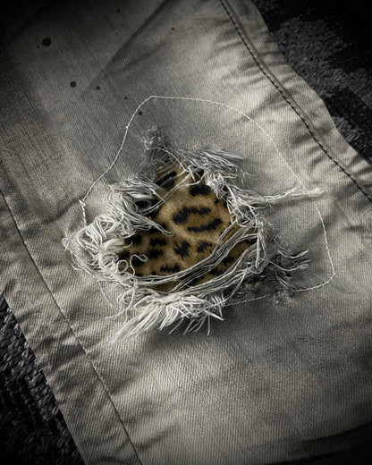 CavariA Leopard Claw Mask Flared Jeans