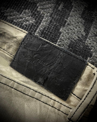 CavariA Leopard Claw Mask Flared Jeans