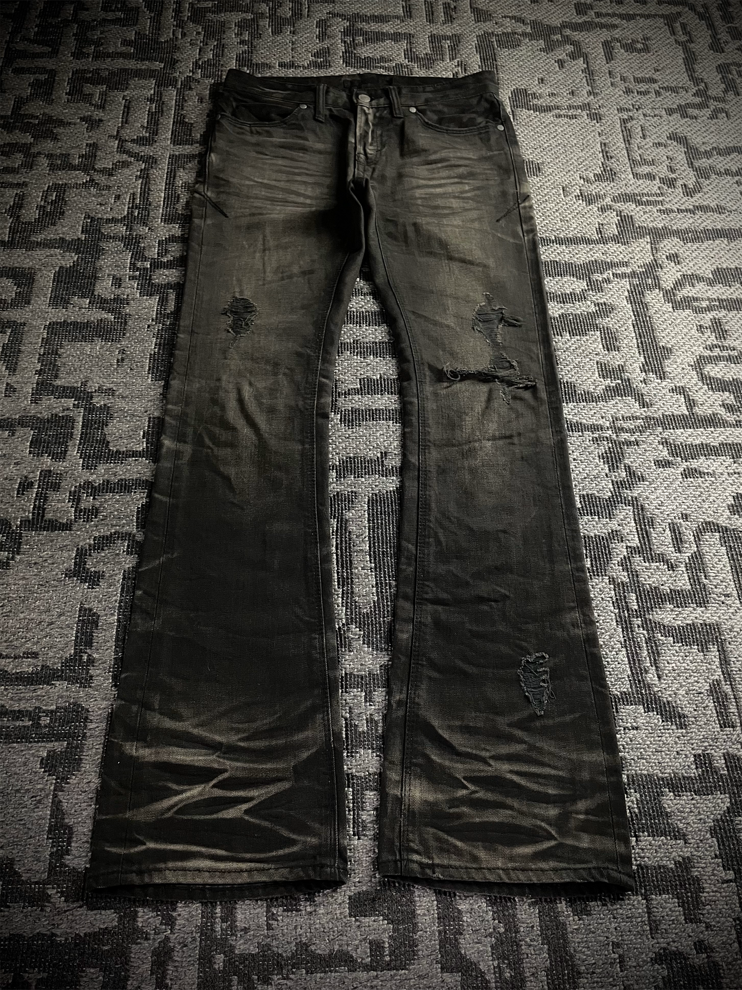 Fuga Claw Marks Distressed Flared Jeans