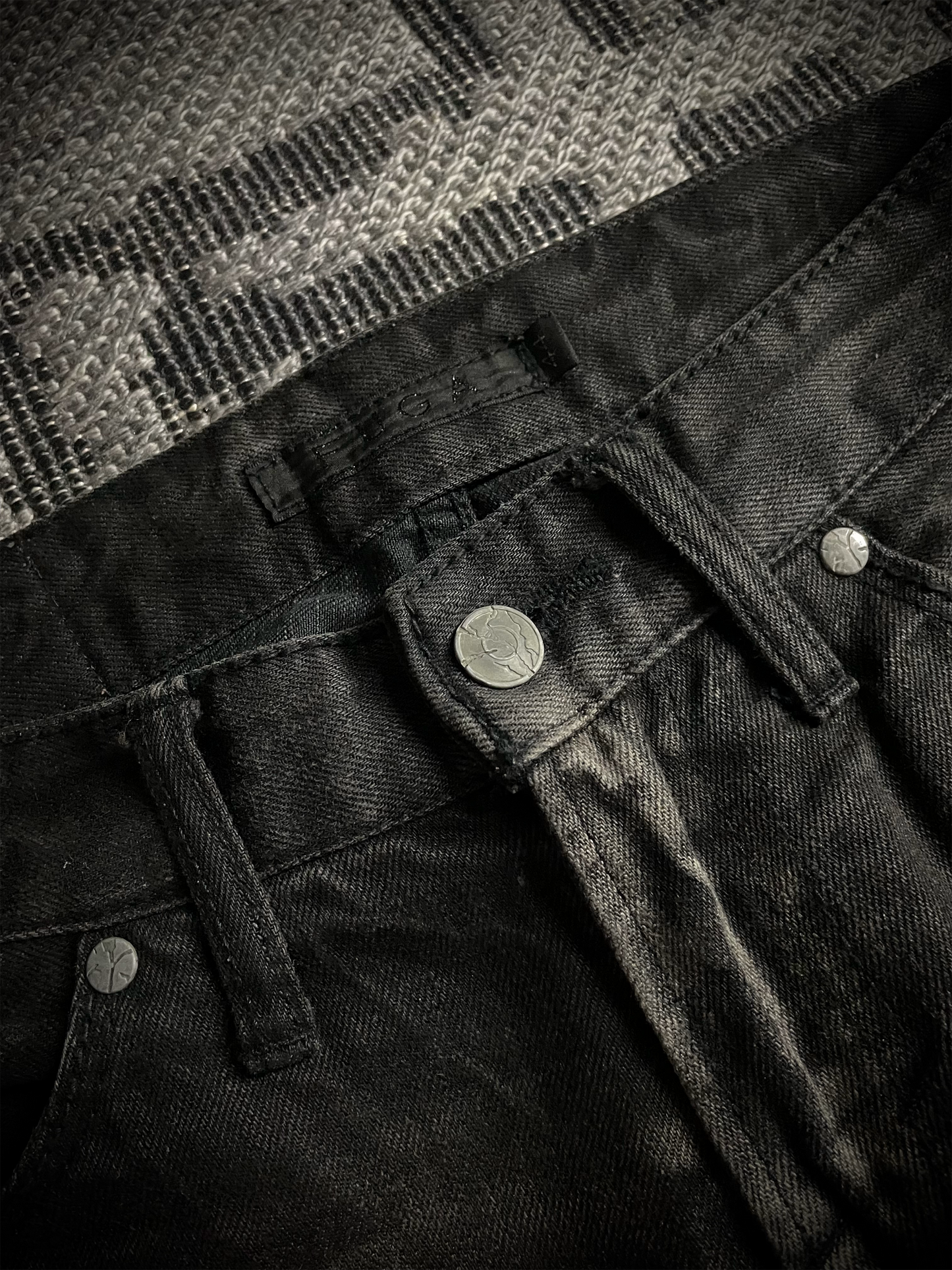 Fuga Claw Marks Distressed Flared Jeans