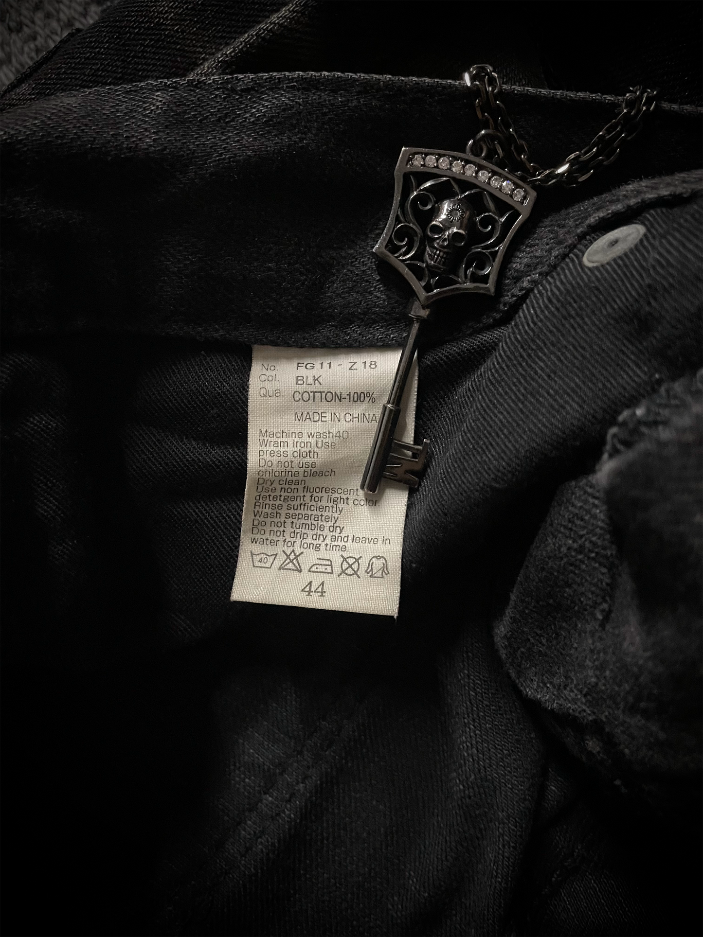 Fuga Claw Marks Distressed Flared Jeans