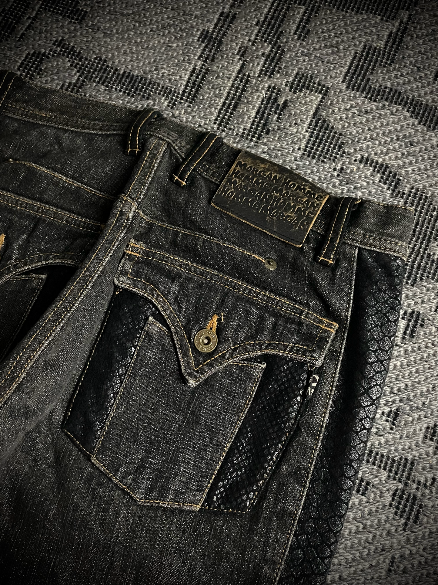 Morgan Homme Snake Pattern Flared Jeans