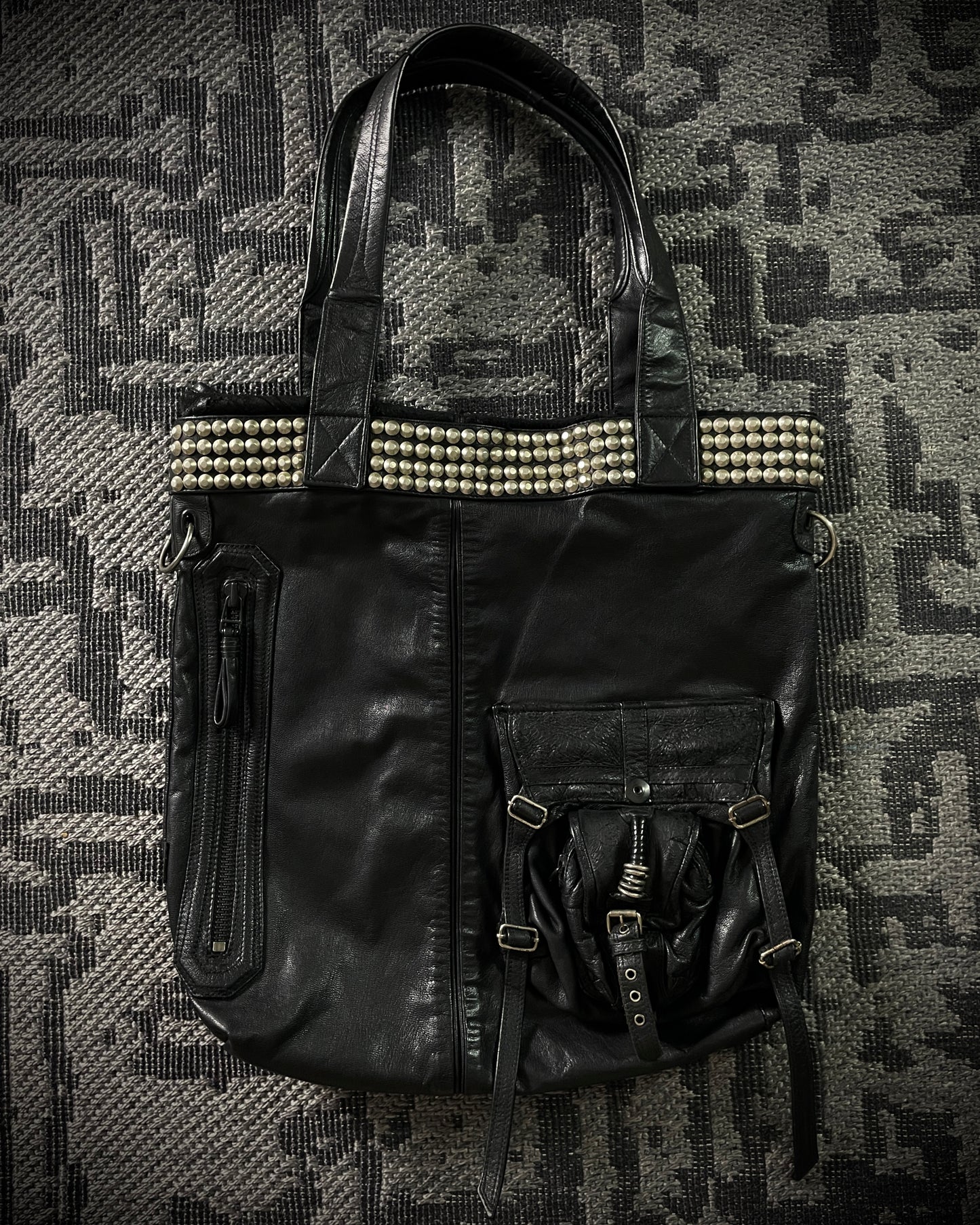 Kmrii 1301-BG02 White Estoc Tote Bag