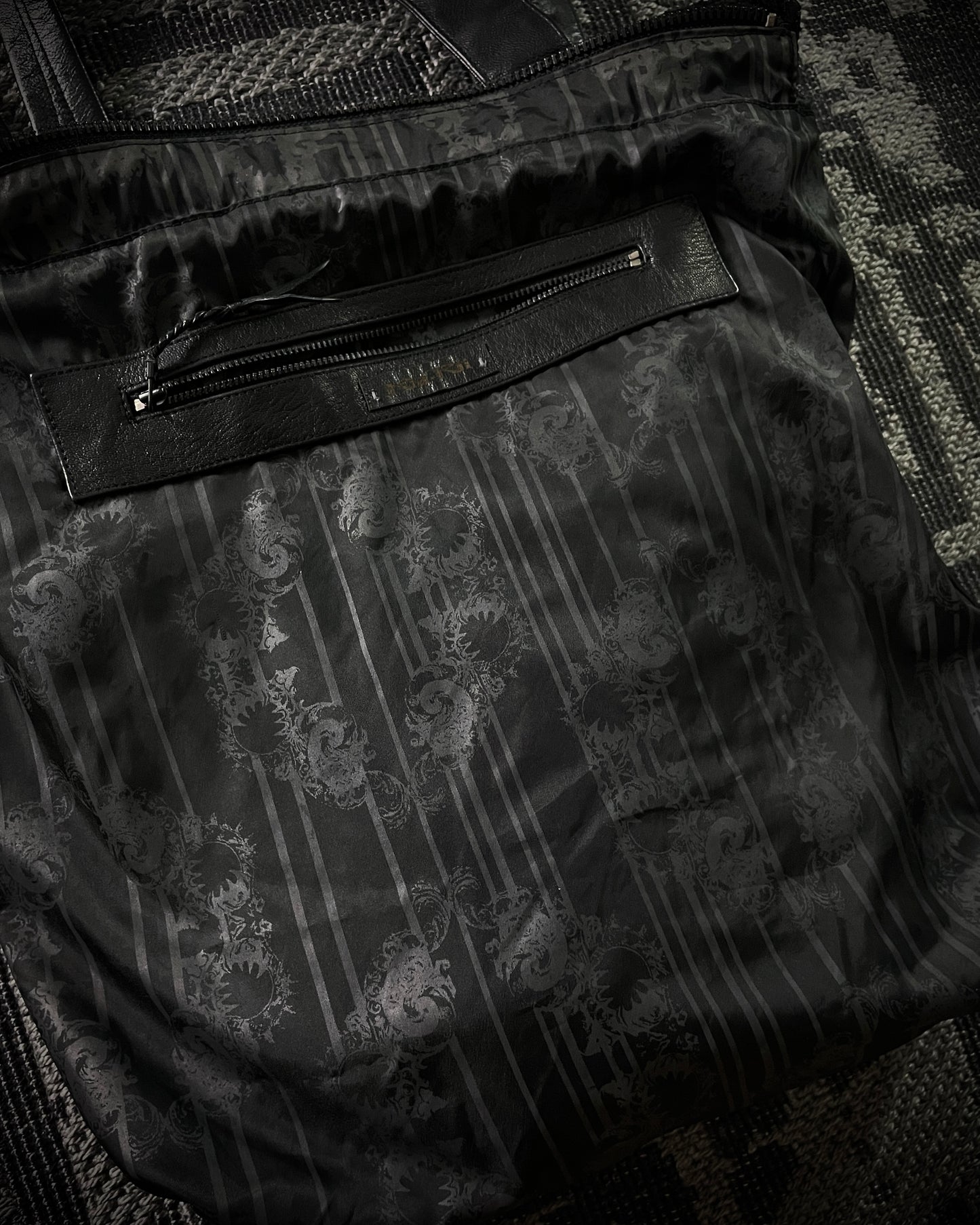 Kmrii 1301-BG02 White Estoc Tote Bag