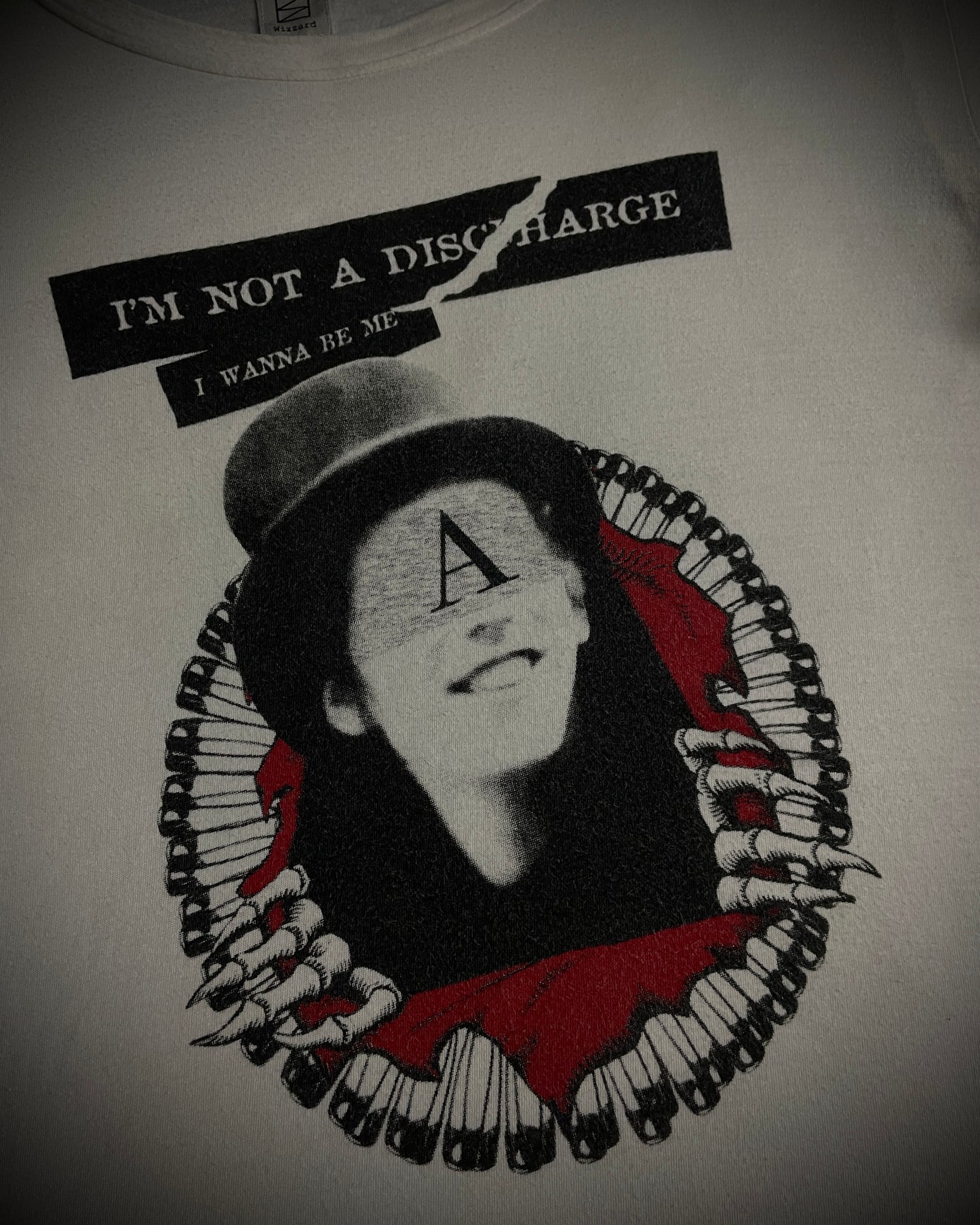 Wizzard “I’m not a discharge” t-shirt
