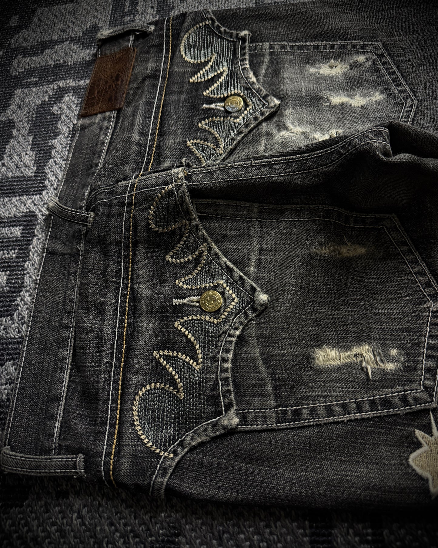 Tornado Mart Ornamental Embroidered Flared Denim