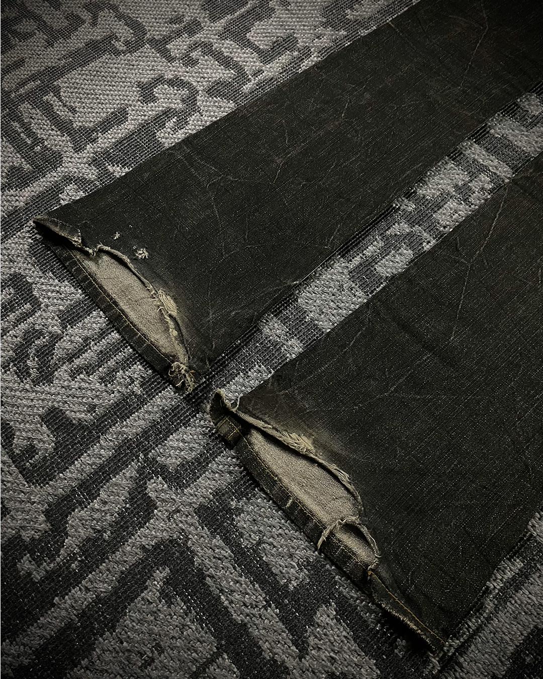 Casva Distressed Honeycomb Flared Denim