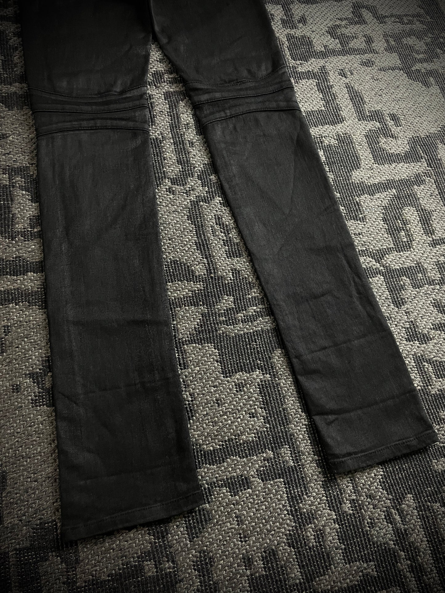 GENIE BLEU Waxed Biker Jeans