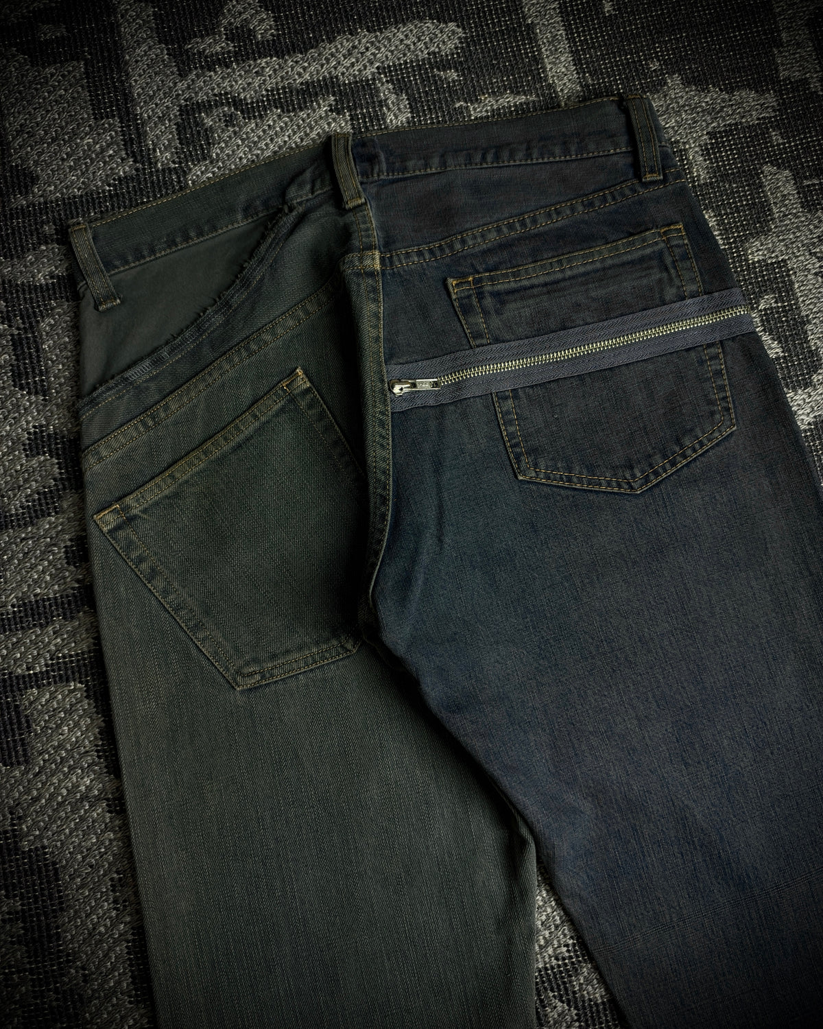 TALKING ABOUT THE ABSTRACTION Two Tone Zip Jeans