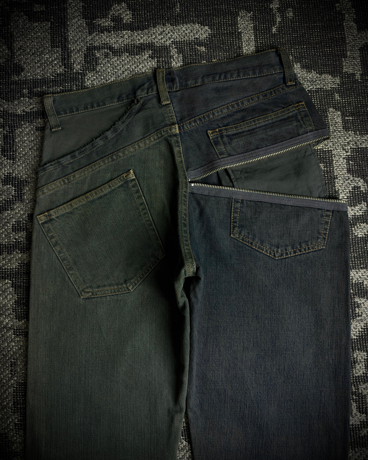 TALKING ABOUT THE ABSTRACTION Two Tone Zip Jeans