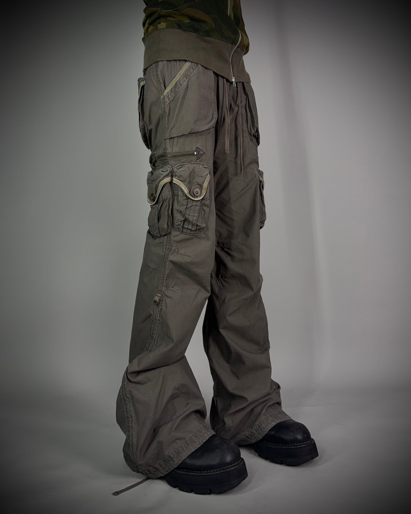 GOA Tactical Cargo Flared Pants