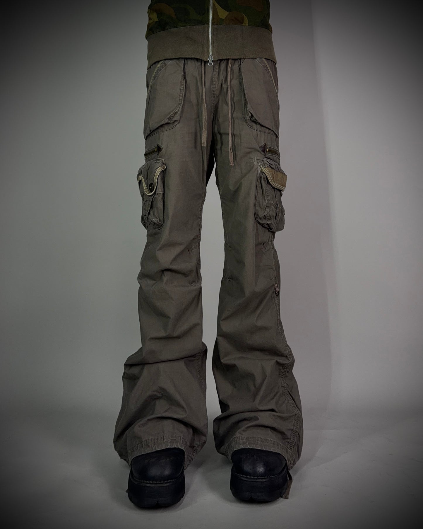 GOA Tactical Cargo Flared Pants