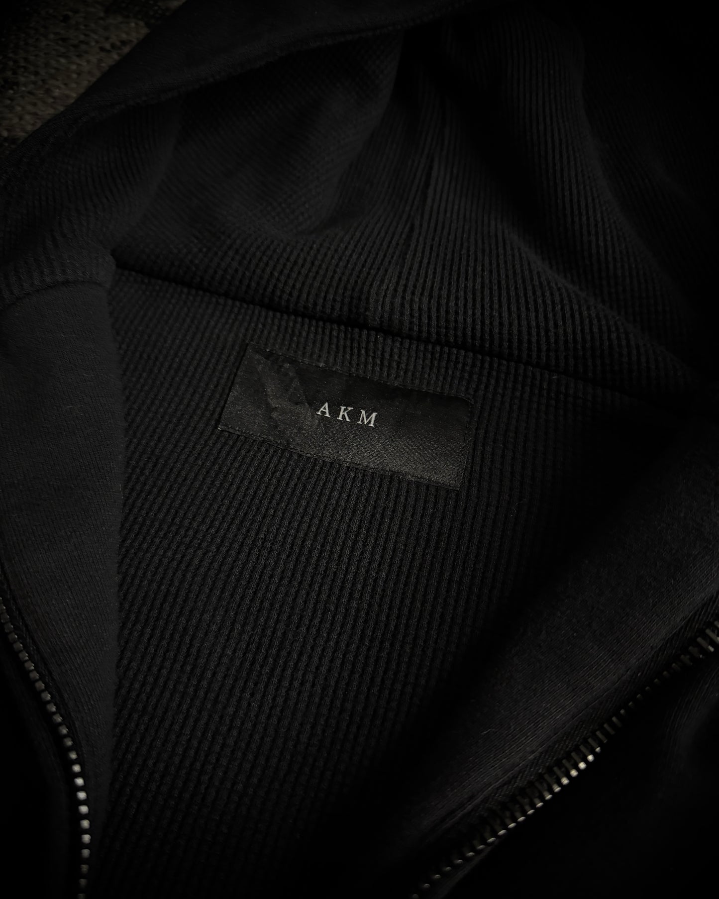 AKM High-Neck Slim Zip Hoodie