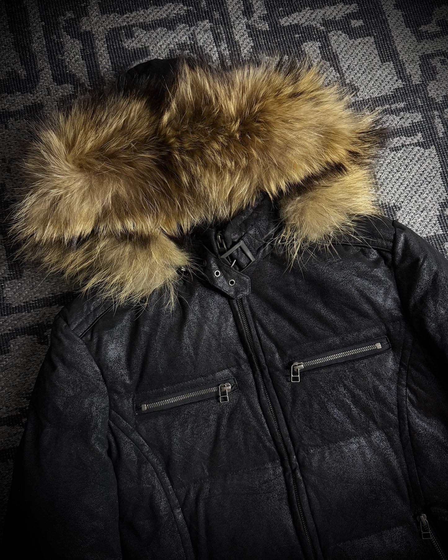 5351 POUR LES HOMMES Raccoon Fur Coated Down Jacket