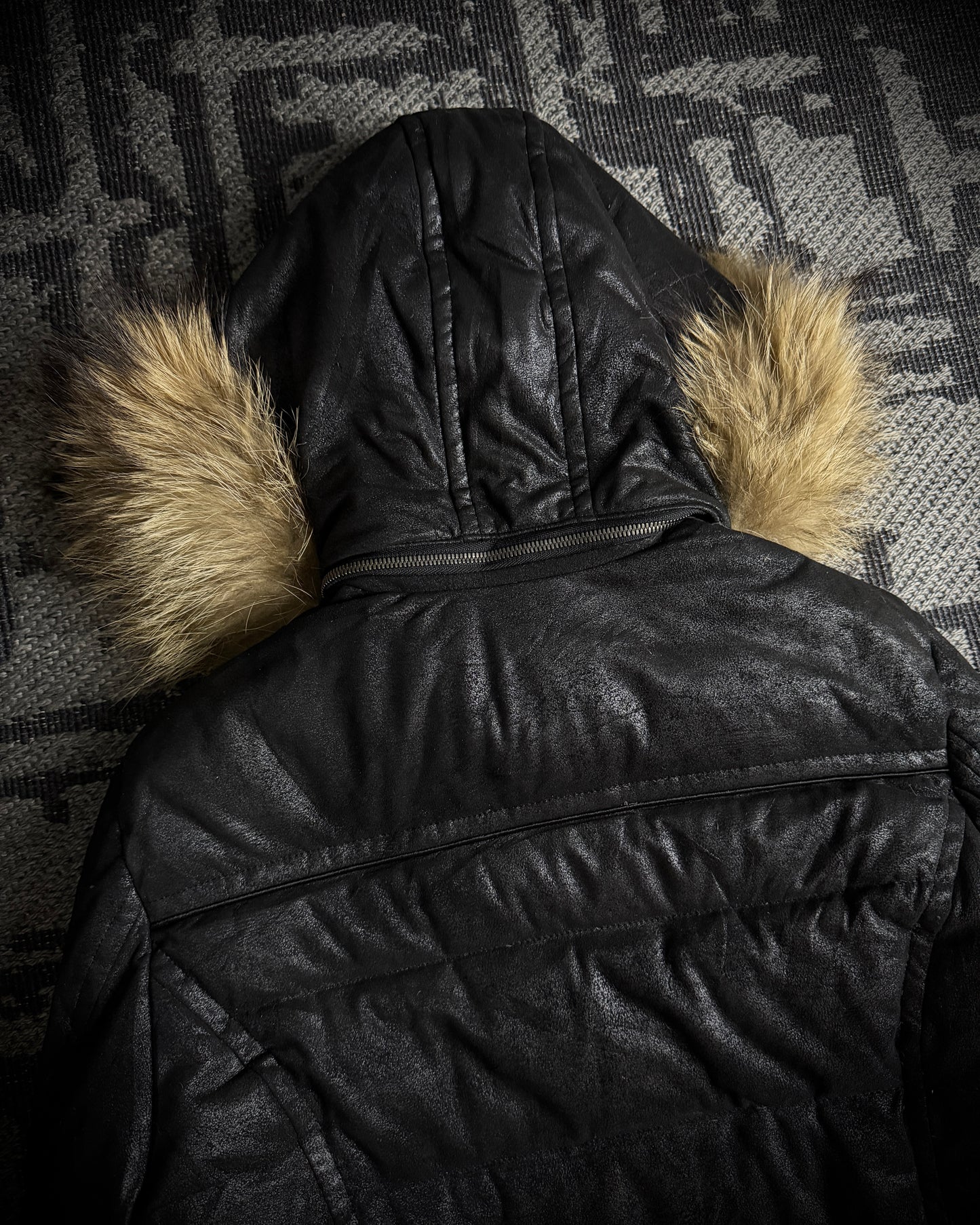 5351 POUR LES HOMMES Raccoon Fur Coated Down Jacket