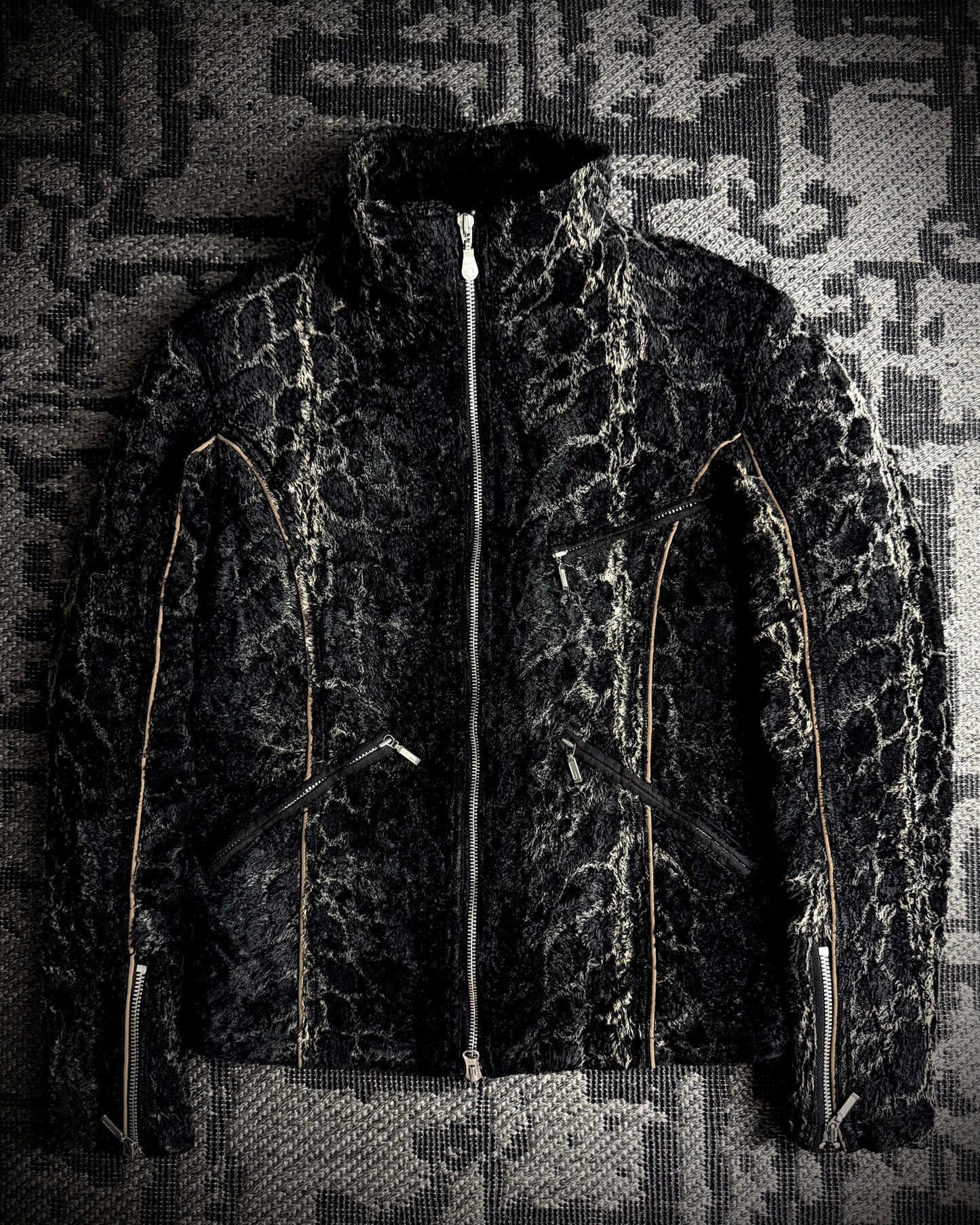Tornado Mart Python Pattern Short Pile Jacket
