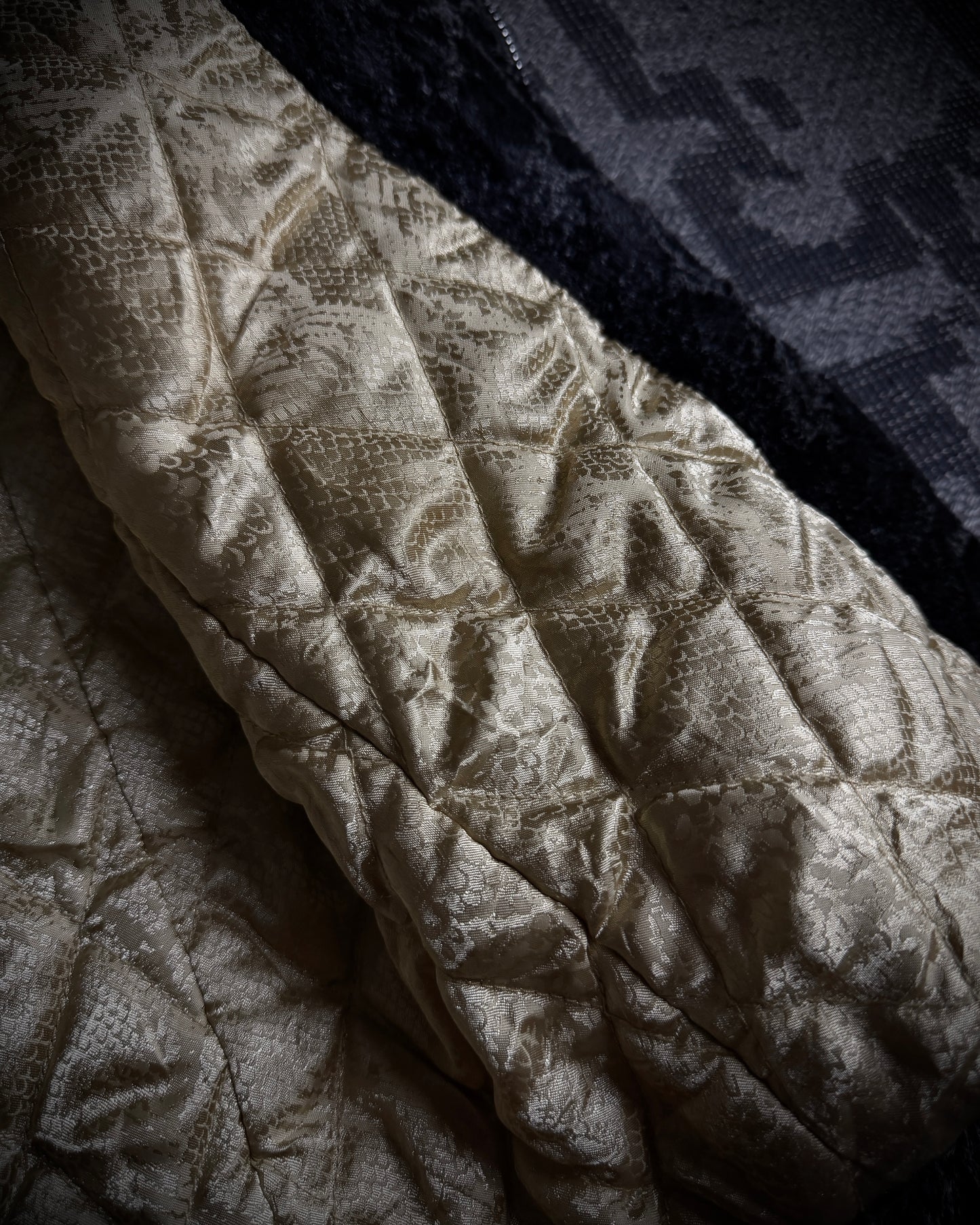 Tornado Mart Python Pattern Short Pile Jacket