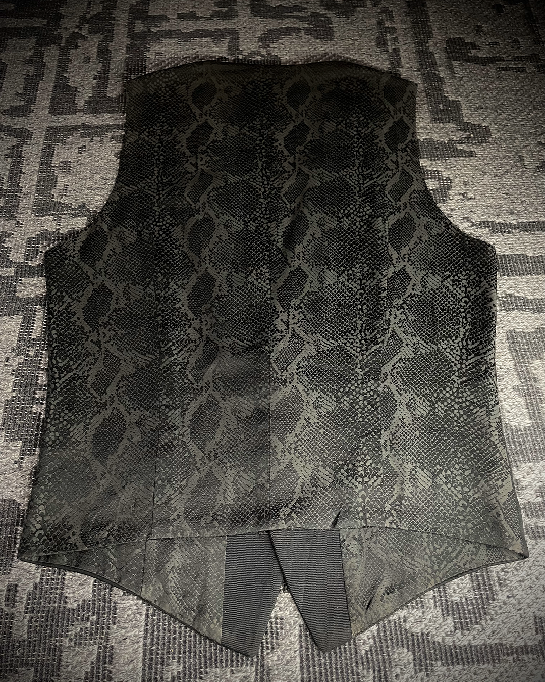Shellac Snake Pattern Vest