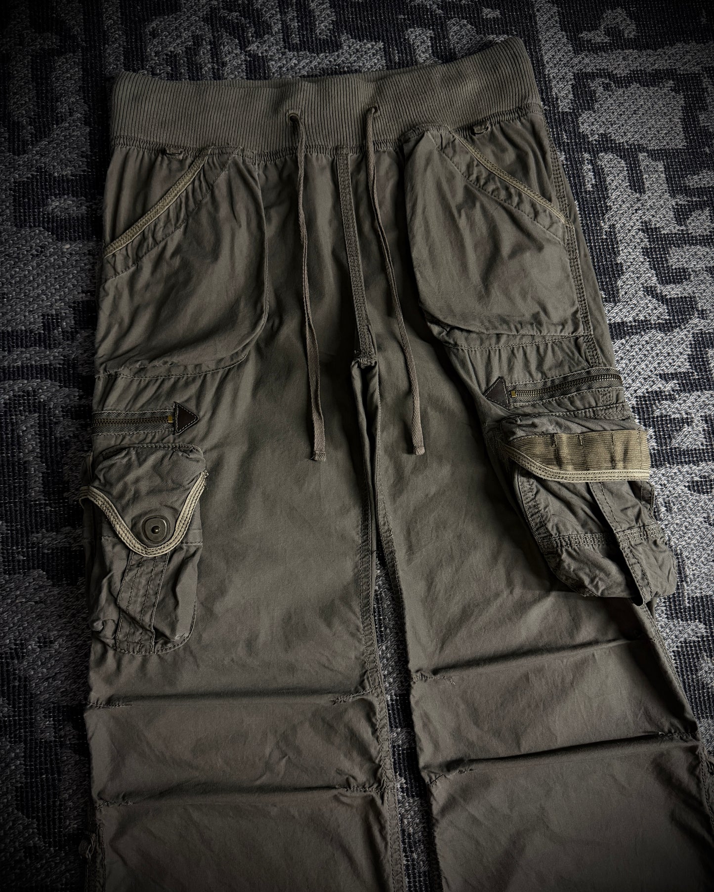 GOA Tactical Cargo Flared Pants