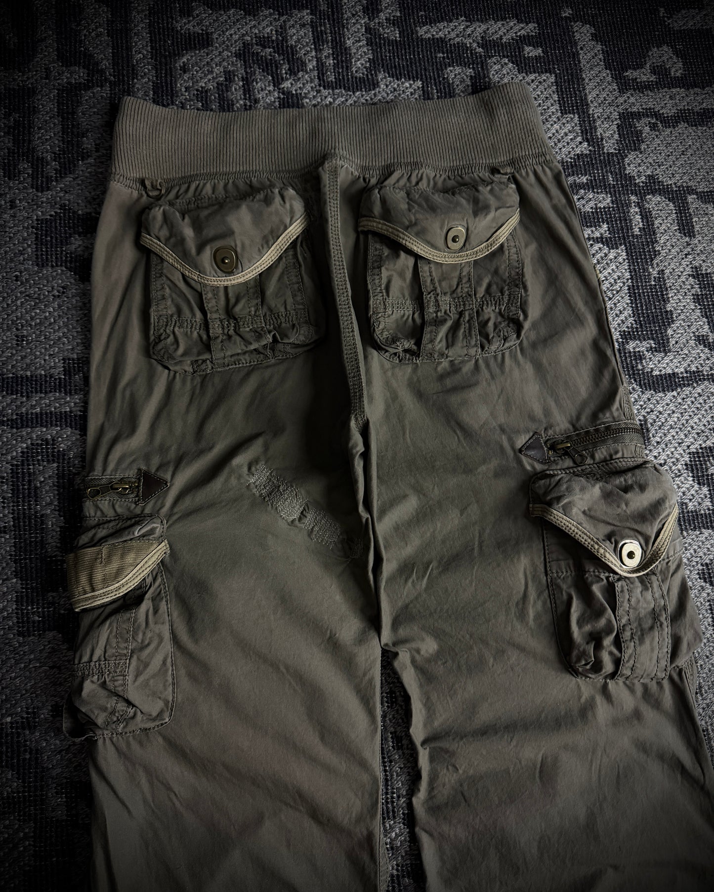GOA Tactical Cargo Flared Pants