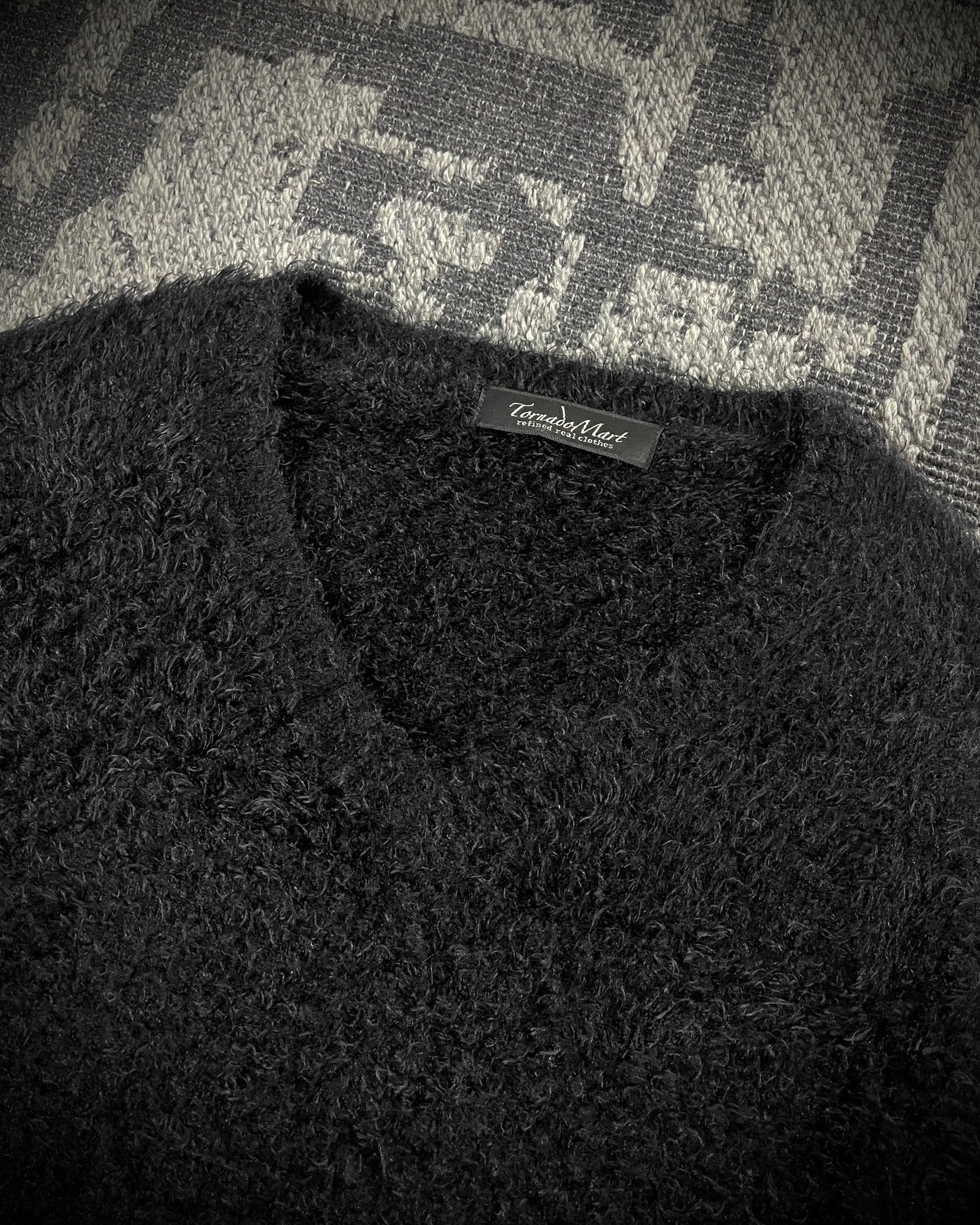 4-Piece Top (Ozz Croce, Atelier Sab Men, Tornado Mart , Jury Black)