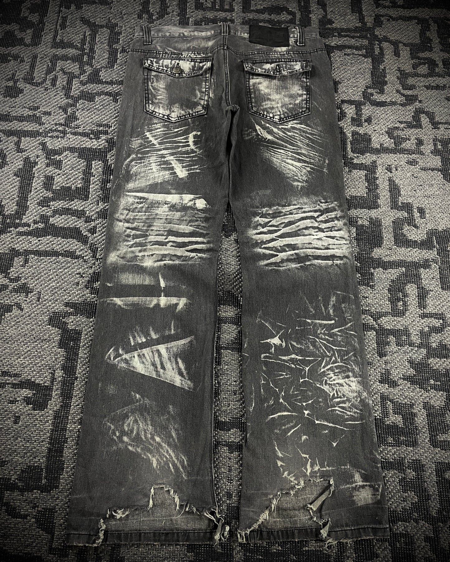 LOWBOX Dirty Washed Denim