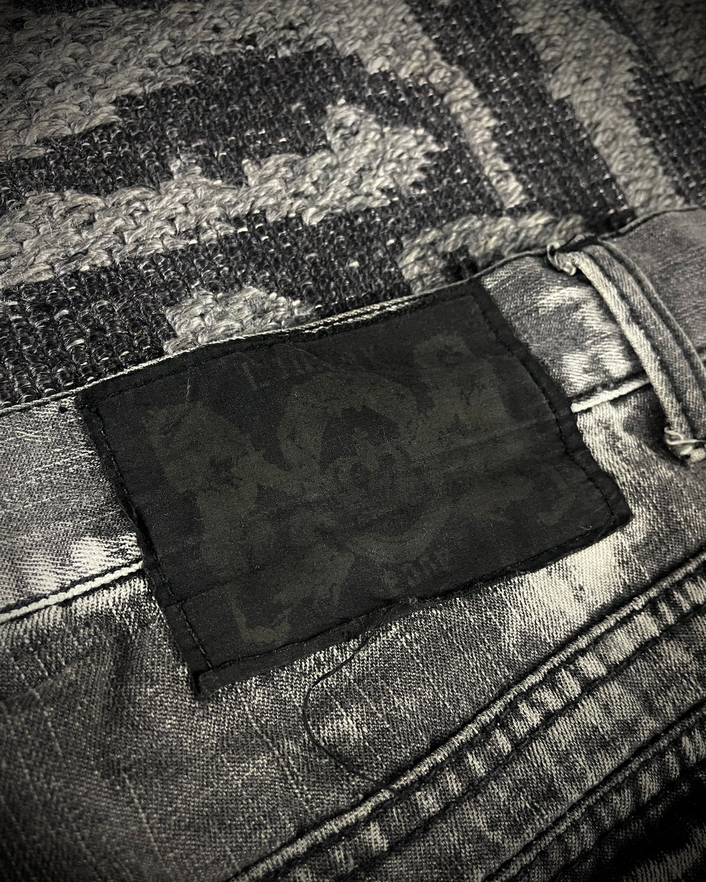 LOWBOX Dirty Washed Denim