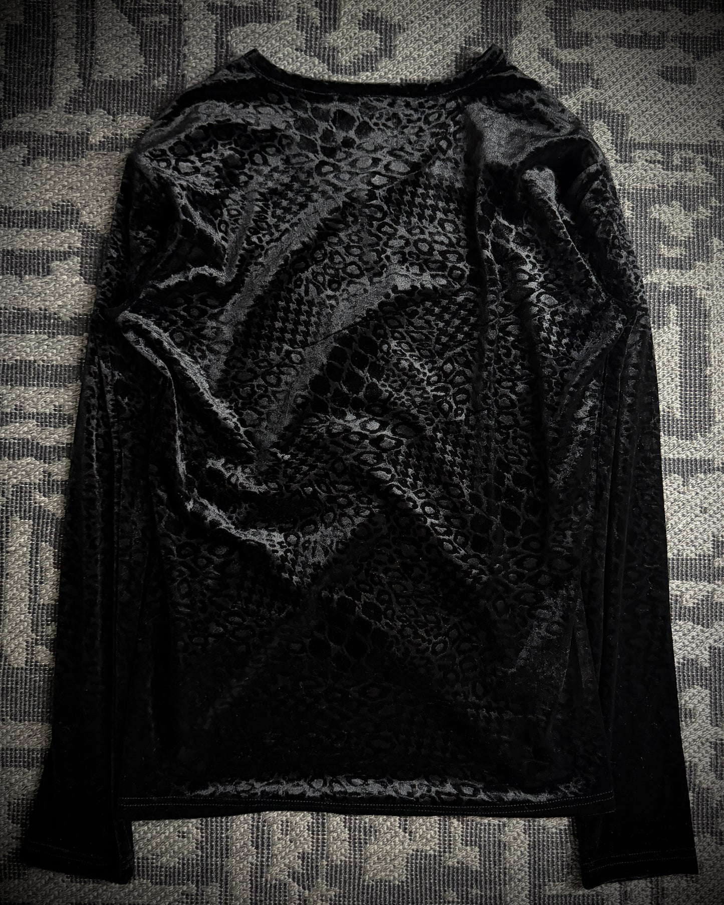 Roen × Semantic Design Tonal Leopard Velour V Neck Top
