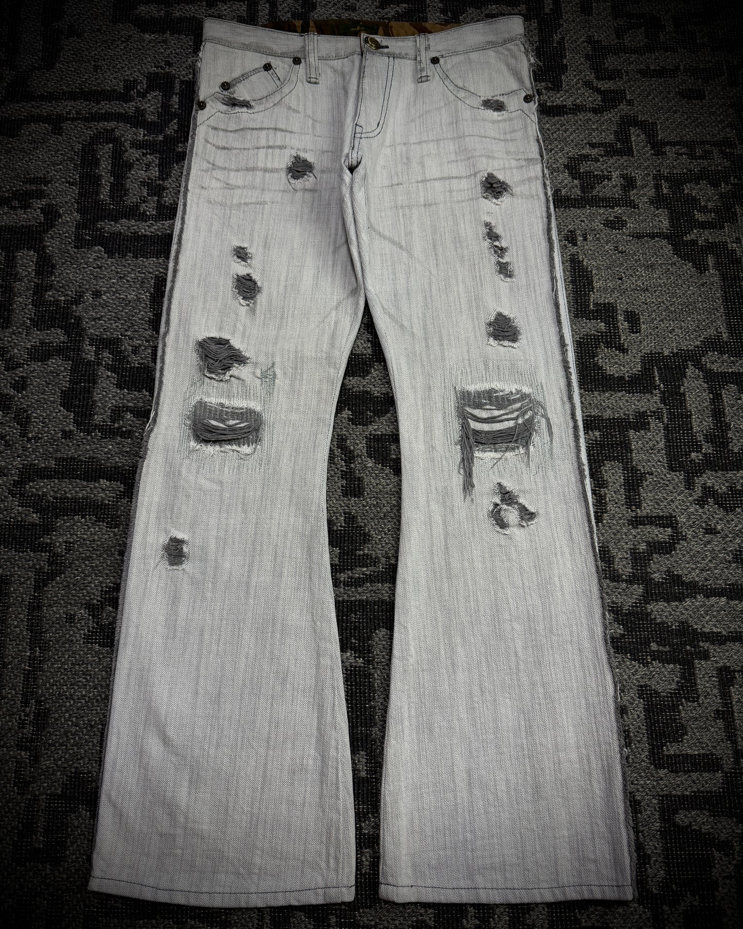 Obelisk 00s Grey-White Distressed Bootcut Denim